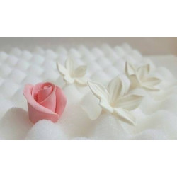 Foam for drying flowers and decorations