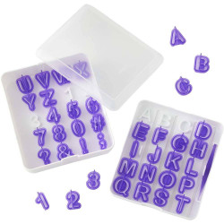 Caja para llevar de WILTON con el alfabeto y los números de las piezas