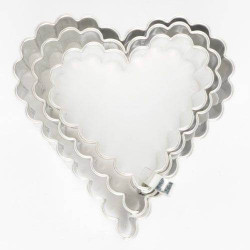 Set of 3 wins piece fluted hearts