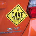 Magnet pour voiture "Cake on board"
