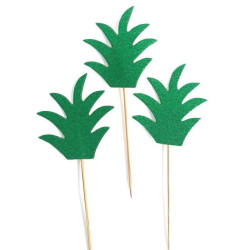 3 cake toppers with jungle...