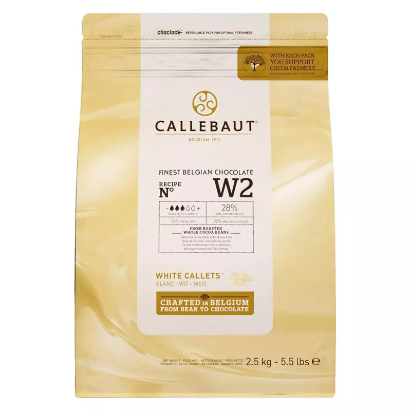 Callebaut W2 28% white chocolate in 2.5 kg rolls