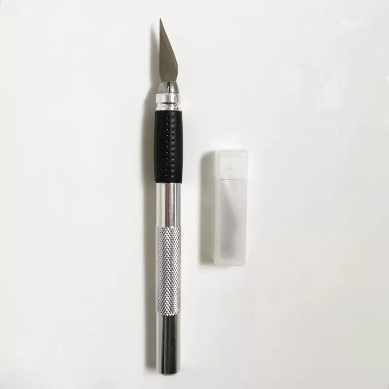 Scalpel medium blade CERART black handle
